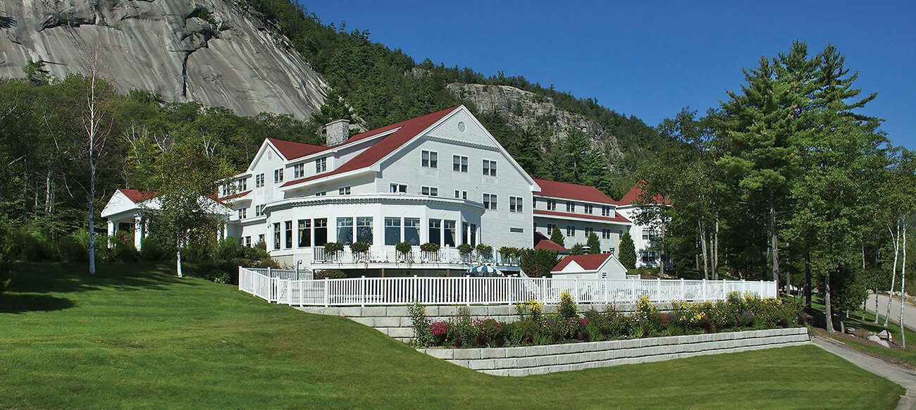 White Mountain Inn exterior view